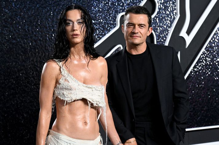 Katy Perry og Orlando Bloom á MTV-hátíðinni í fyrra. Þau virðast ekki hafa borið saman brækur sínar fyrir hátíðina.