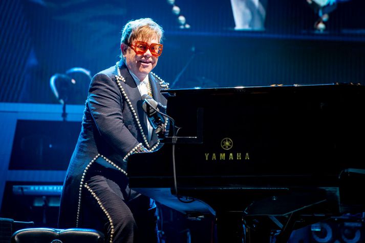 Elton John er mikill og litríkur karakter og verður forvitnilegt að sjá hvernig Taron Egerton gengur í hlutverki hans í Rocketman.