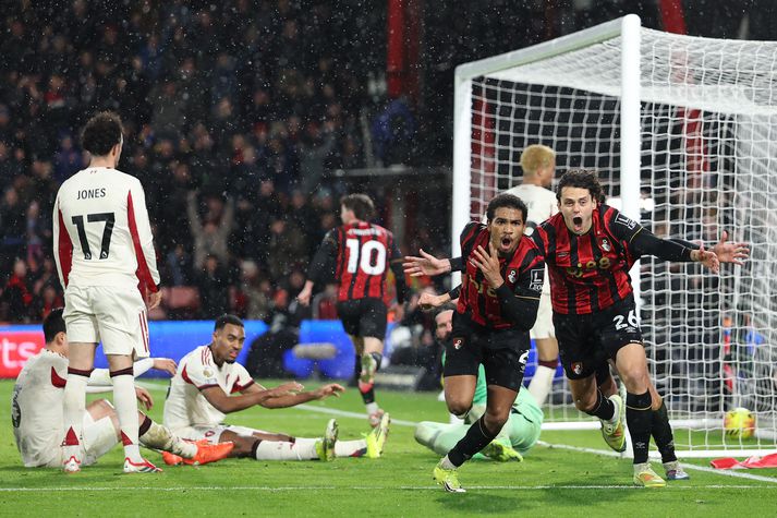 Amine Adli skoraði sigurmark Bournemouth í síðustu sókn leiksins gegn Liverpool. 