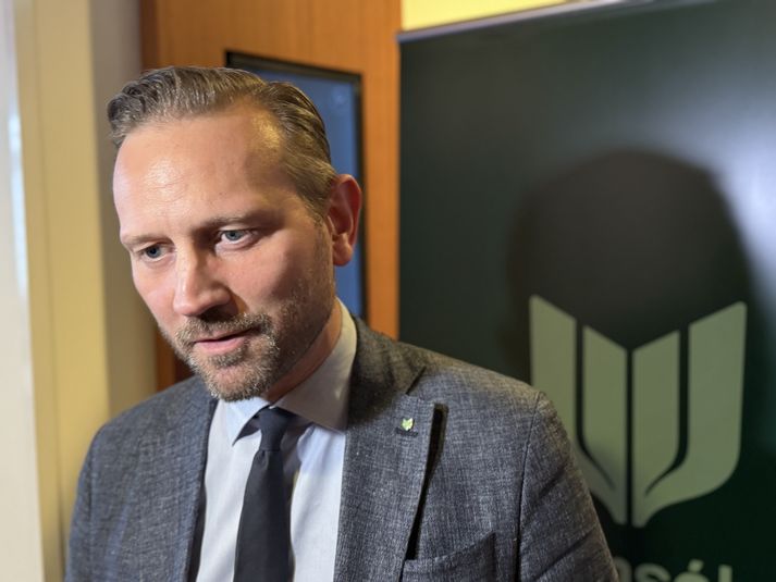 Einar Þorsteinsson.