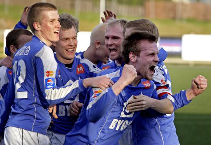 Tryggvi Bjarnason og samherjar hans fagna marki hans í kvöld.