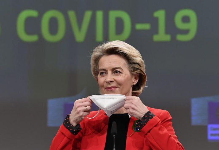 Ursula von der Leyen, forseti framkvæmdastjórnar ESB. Hún telur ekki hægt að una við það hversu slæmar heimtur hafa orðið á bóluefni frá AstraZeneca á Bretlandi.