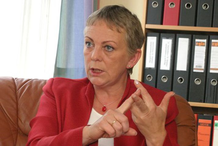 Margrét Frímannsdóttir verður áfram í embætti forstöðumanns fangelsisins.