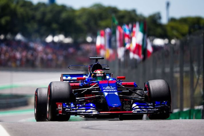 Brendon Hartley í Toro Rosso bílnum í Brasilíu.