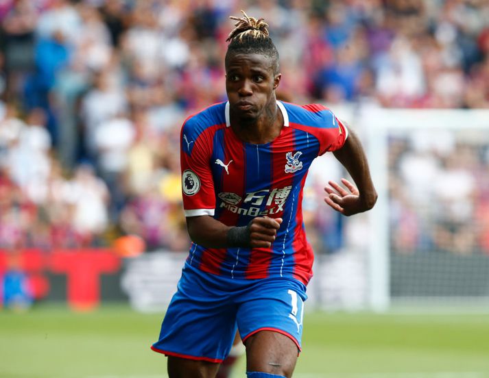 Wilfried Zaha er enn í röndóttum litum Crystal Palace