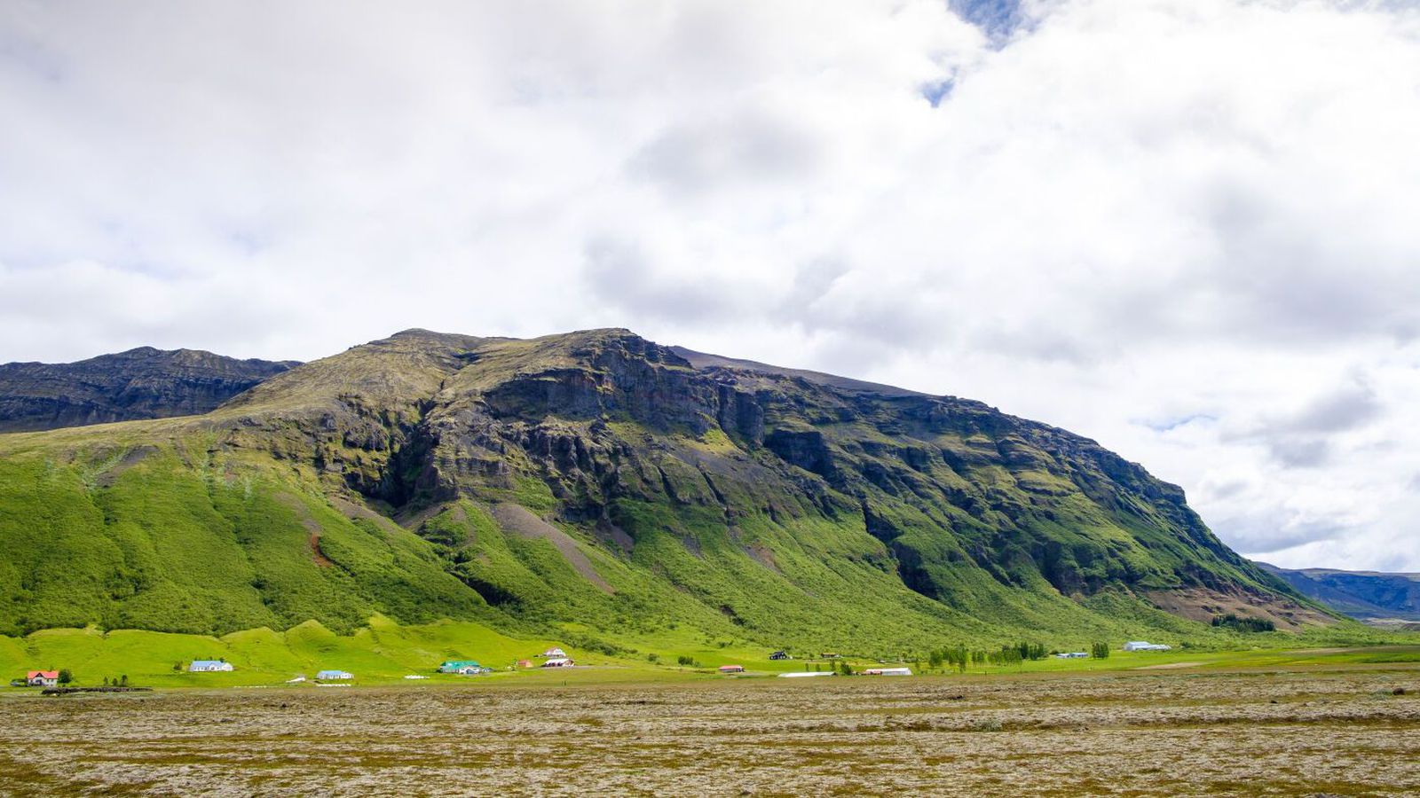 Hviður allt að 30 metrar á sekúndu á Suð­austur­landi