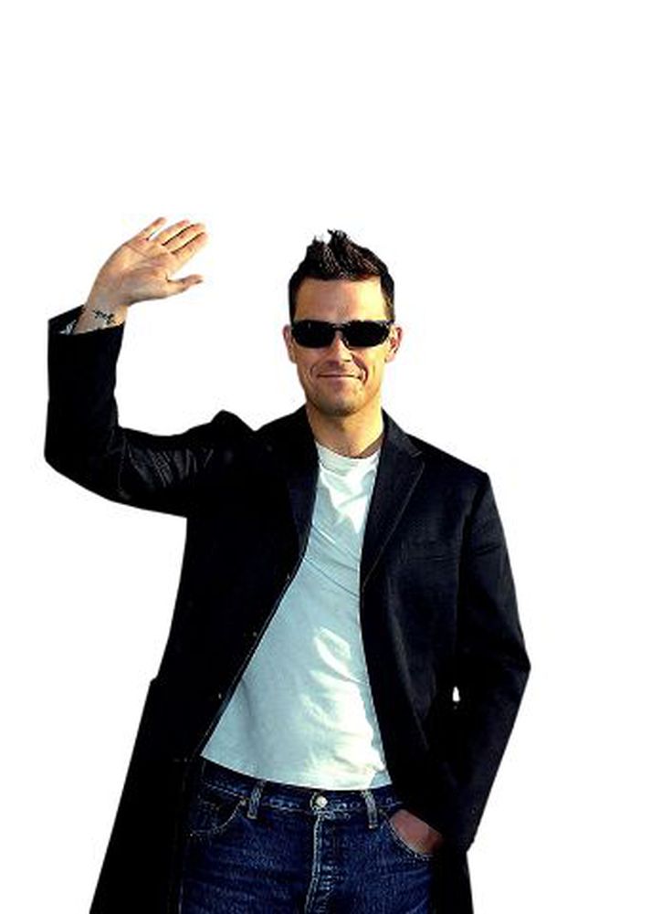 Robbie Williams
Söngvarinn heimsfrægi heimsótti eitt sinn Ísland en líkaði ekki vistin. Nú hefur hann náð sér í íslenska kærustu ef marka má danska fjölmiðla.
