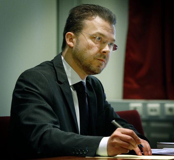 Páll Þórhallsson.