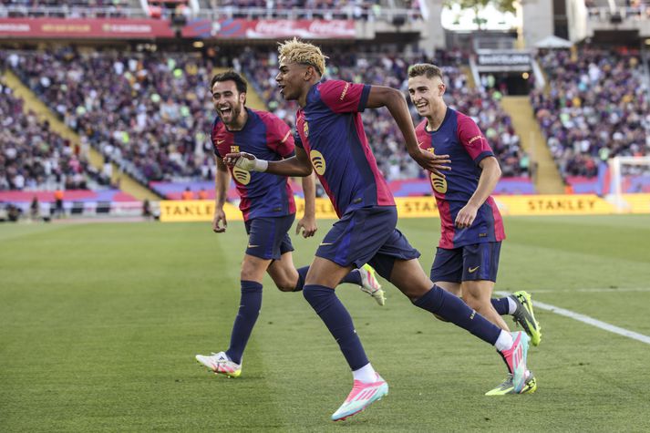 Lamine Yamal fagnar einu af mörkum sínum með Barcelona á síðasta tímabili.