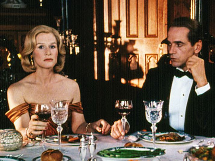 Glenn Close og Jeremy Irons í hlutverkum sínum