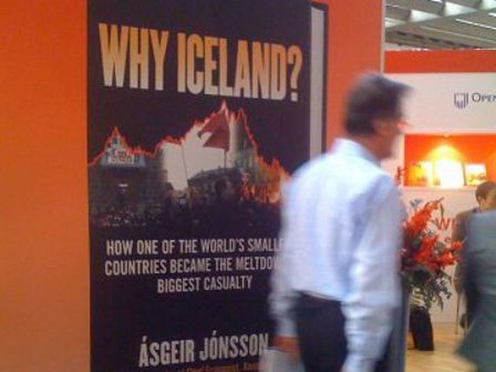 Íslandshrunið Bók Ásgeirs Jónssonar kynnt við bás bókarisans McGraw Hill.