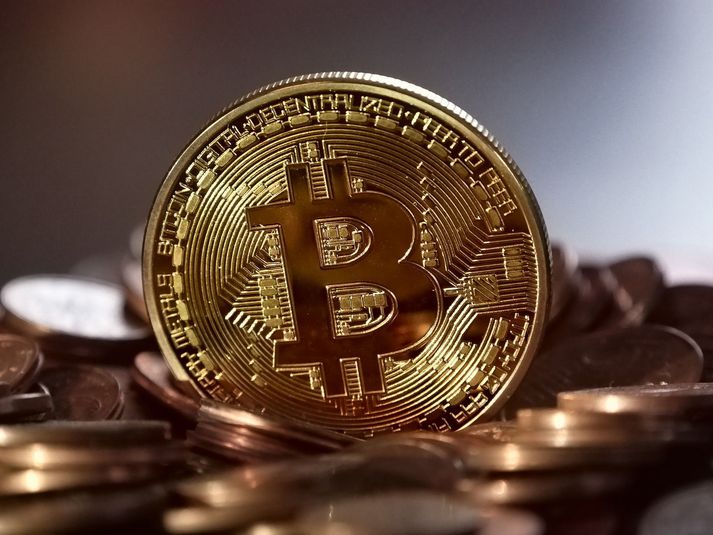 Yngra fólk á til að vera ginnkeypt fyrir Bitcoin svikum.