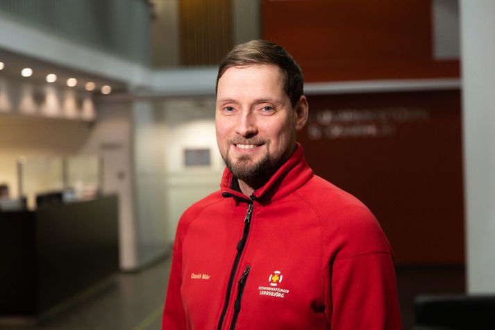 Davíð Már Bjarnason, upplýsingafulltrúi Slysavarnafélagsins Landsbjargar, segir að fjöldi tilkynninga hafi borist um foktjón.