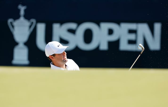 Scottie Scheffler er talinn líklegur til að vinna Opna bandaríska risamótið í golfi sem hefst í dag.