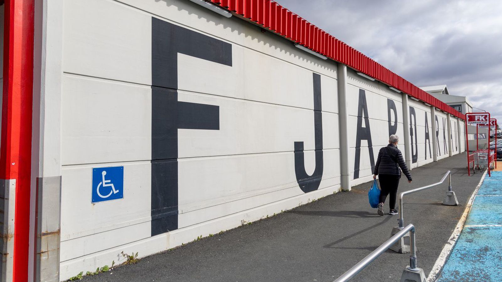 Miði keyptur í Fjarðakaupum skilaði 129 milljónum króna