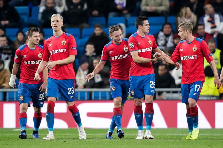 Hörður Björgvin Magnússon og Arnór Sigurðsson léku báðir með CSKA Moskvu gegn Real Madrid í Meistaradeildinni í desember 2018 en CSKA fær ekki að taka þátt í Meistaradeildinni á næsta leiktímabili. Bæði Hörður og Arnór leika með öðrum liðum í dag.