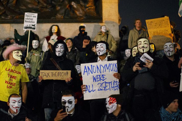 Mótmælendur gengu fylktu liði frá Trafalgar-torgi að þinghúsinu.