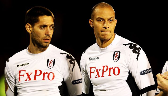 Bobby Zamora er til hægri á myndinni.