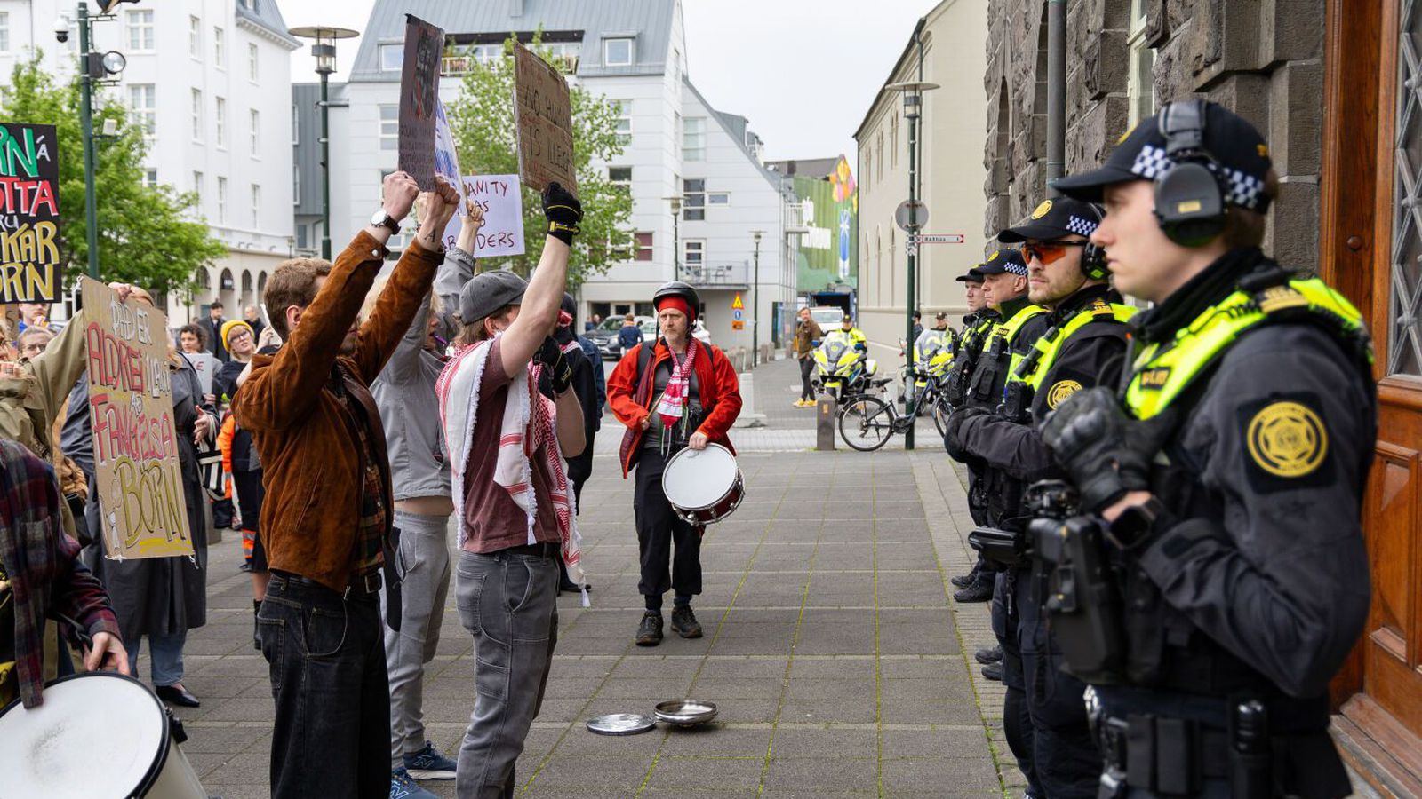 Ís­land frið­sælasta land heims ní­tjánda árið í röð