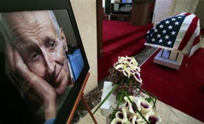 Frá útför Kevorkian.