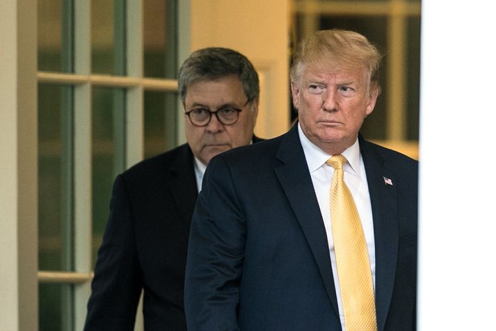 Donald Trump og William Barr.