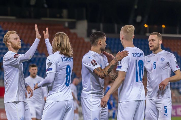 Ísland náði í sín fyrstu stig í undankeppni HM með 4-1 sigri gegn Liechtenstein í mars, eftir töp gegn Armeníu og Þýskalandi.