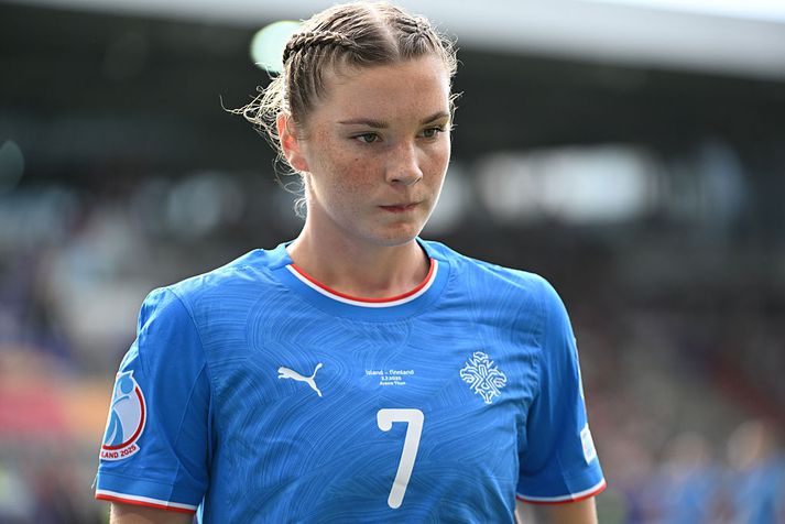 Karólína Lea Vilhjálmsdóttir verður hvítklædd í leiknum mikilvæga í Bern í kvöld.