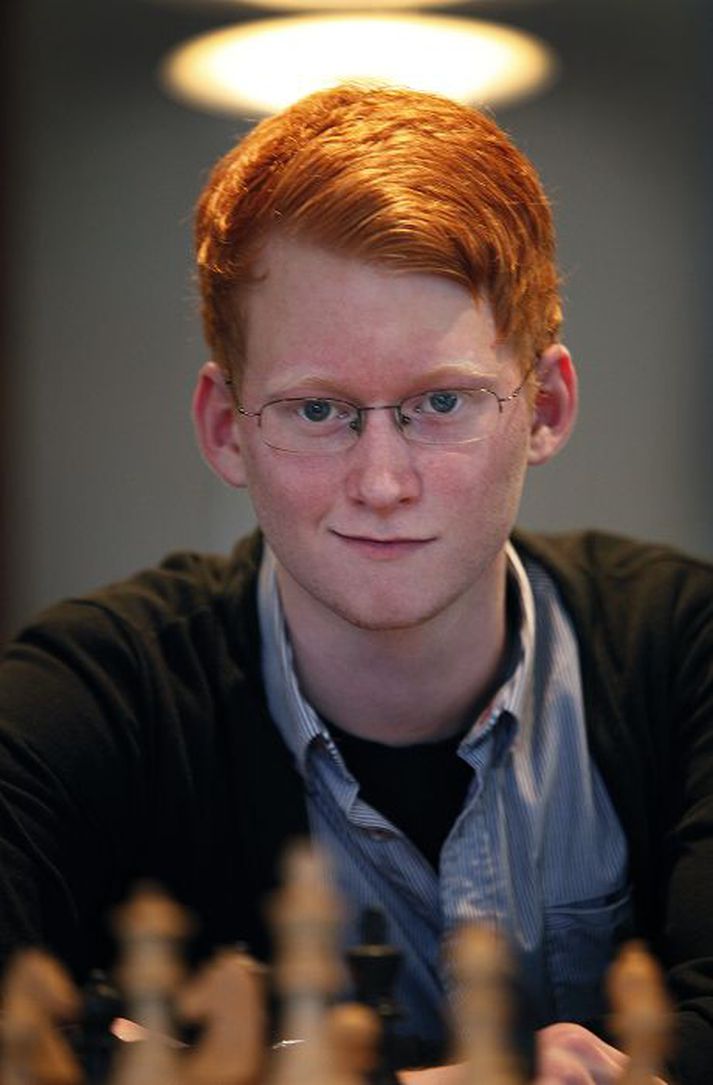 Hjörvar Steinn Grétarsson er Íslandsmeistari í atskák og efnilegasti skákmaður Íslands.