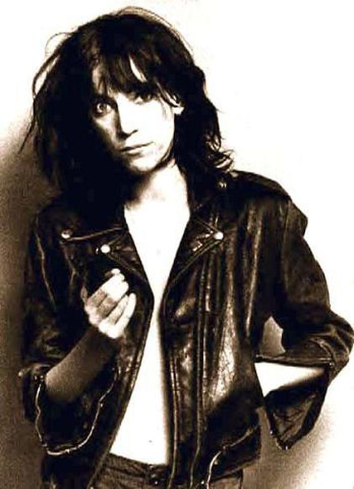 Rokkgyðjan Patti Smith Kvaddi rokkklúbbinn CBGB ásamt fleirum um síðustu helgi.