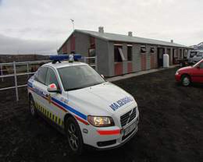 Maðurinn kveikti í hesthúsi við Sörlaskjól við Hafnarfjörð í apríl í fyrra. Mynd/Stöð 2