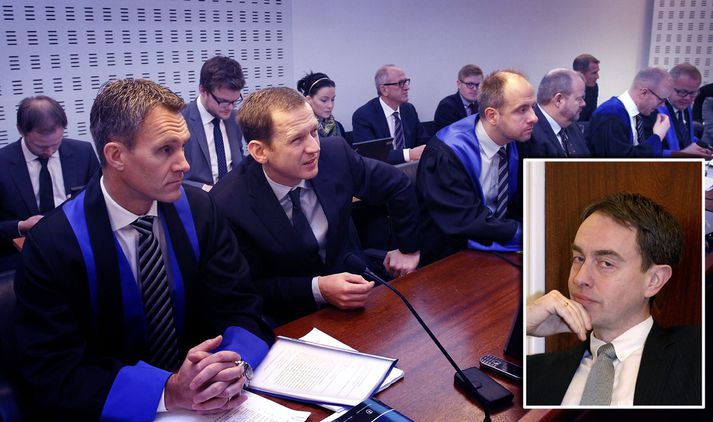 Sakborningar ásamt verjendum sínum í dómsal og Halldór Bjarkar Lúðvígsson, lykilvitni saksóknara í málinu.