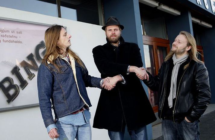 Grímur Þórðarson, umsjónarmaður Arnarhreiðursins, ásamt Frosta Runólfssyni og Haraldi Sigurjónssyni, leikstjórum heimildarmyndarinnar um Mínus. fréttablaðið/vilhelm