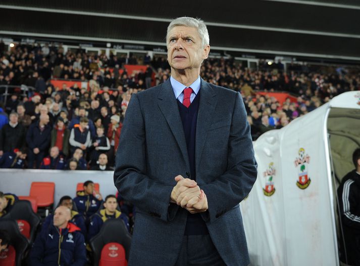 Wenger á hliðarlínunni í dag.