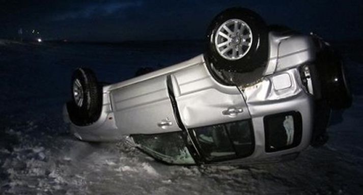 Frá vettvangi á Suðurlandsvegi.