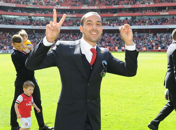 Theo Walcott kátur á bikarúrslitaleiknum í vor.
