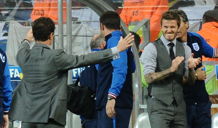 Beckham í þjálfarateymi Englands á HM.