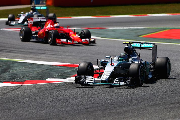 Rosberg, Vettel og Hamilton börðust af hörku á stórum köflum í dag.