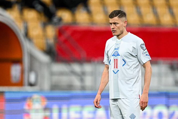 Alfreð Finnbogason og samherjar hans hjá íslenska liðinu mæta Bosníu í kvöld. 