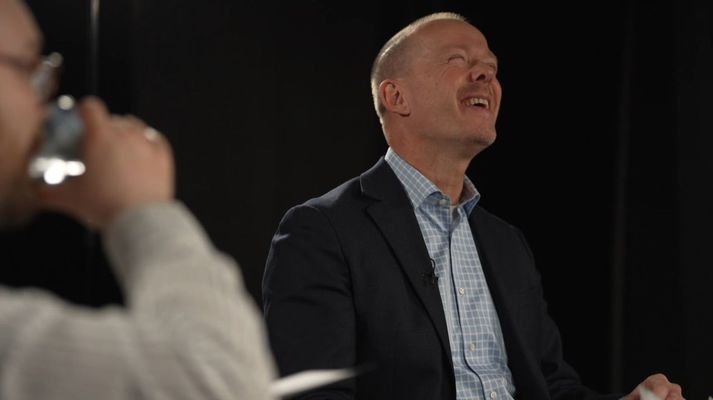 Arnar Þór hefur eiginlega aldrei verið betri en einmitt þegar hann snæðir sterkasta vænginn. 