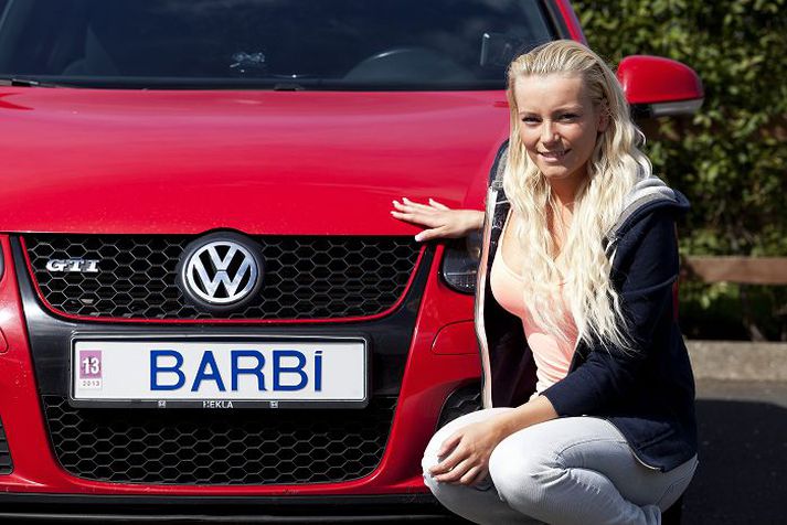 Ingibjörg segir eftirminnilegt þegar ungar stúlkur reyndu að stela Barbí-númerinu af bílnum.