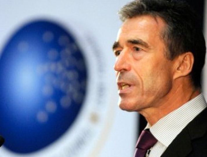 Anders Fogh Rasmussen, framkvæmdastjóri Atlantshafsbandalagsins, segir að stjórn Gaddafis sé að hruni komin. Mynd/ AFP.