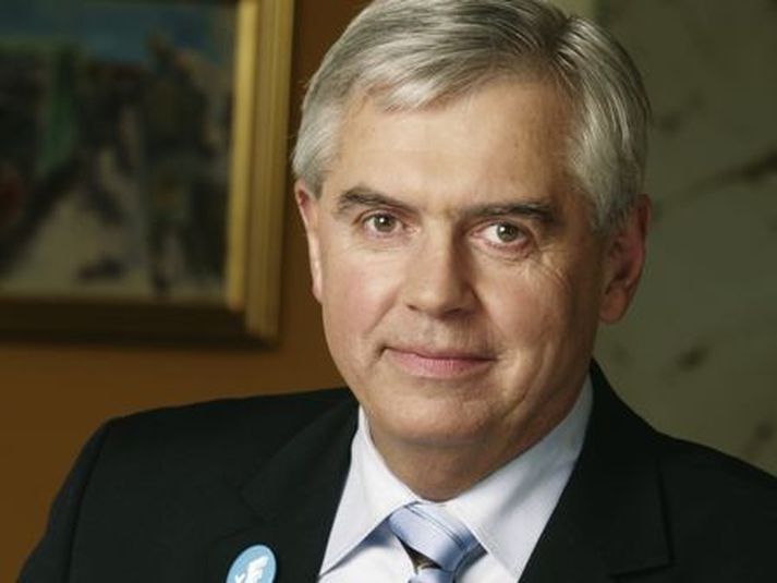 Jón Magnússon lögmaður, kann hraðlestur og hefur legið yfir skýrslunni í dag.