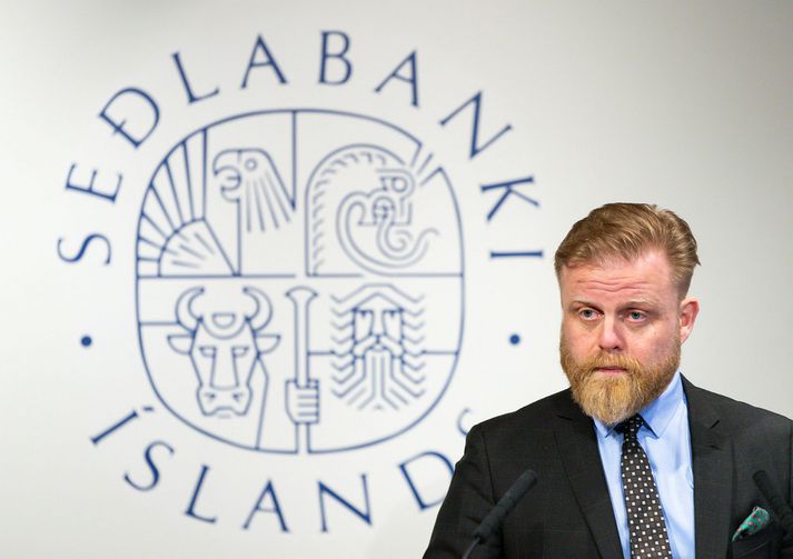 Ásgeir Jónsson Seðlabankastjóri kynnti lækkun á stýrivöxtum bankans um hálft prósent í gær.