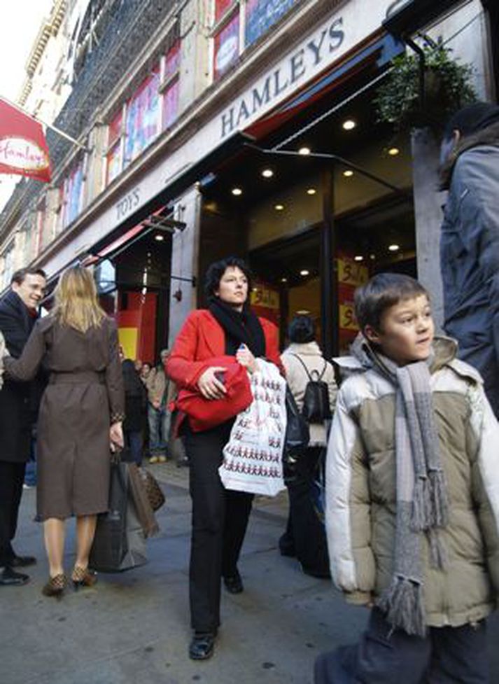 Indverjar gætu átt þess kost að versla í Hamleys innan skamms.