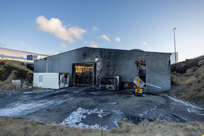 Skemman er gjörónýt eftir brunann.