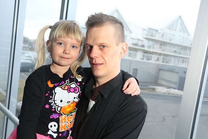 Matthías Freyr Matthíasson vill að barnalögum verði breytt svo barn geti átt tvö lögheimili.