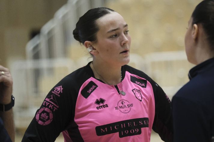 Ethel Gyða Bjarnasen var rosaleg í markinu í kvöld en það dugði ekki til.