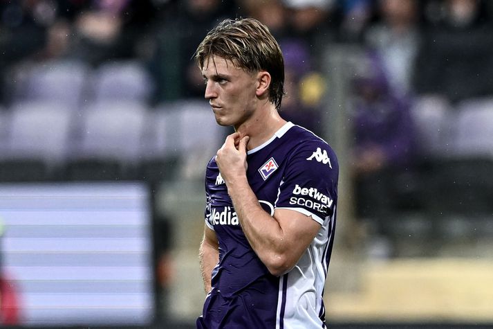 Albert Guðmundsson kom inn á völlinn hjá Fiorentina þegar klukkutími var liðinn af leiknum.