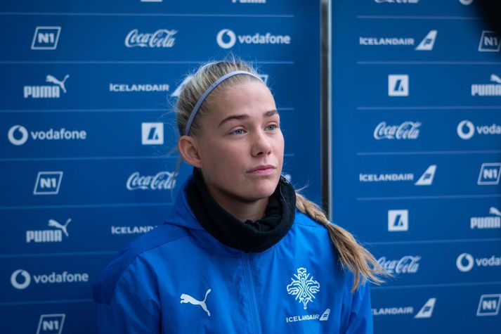 Sædís Rún Heiðarsdóttir varð A-landsliðskona og atvinnumaður á þessu ári, auk þess að spila í lokakeppni EM U19-landsliða.