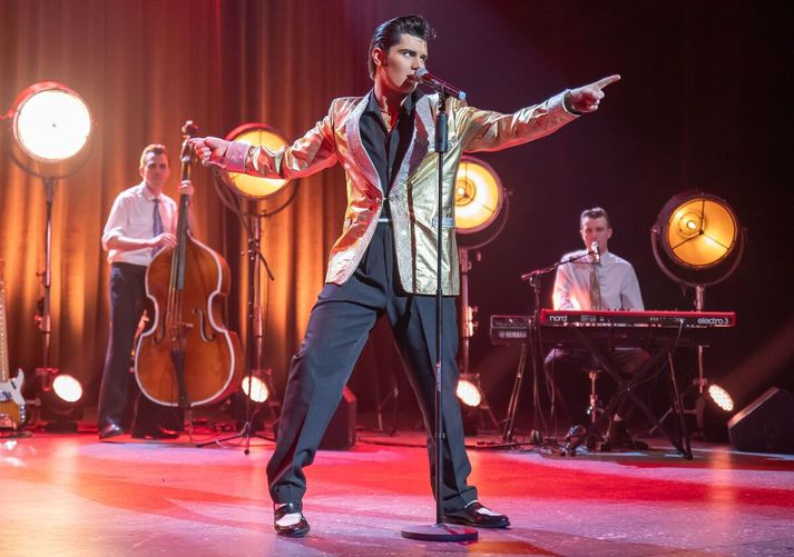 Emilio Santoro þeytti frumraun sína í Hörpu með Elvis-leiksýningu sinni í september síðastliðnum.